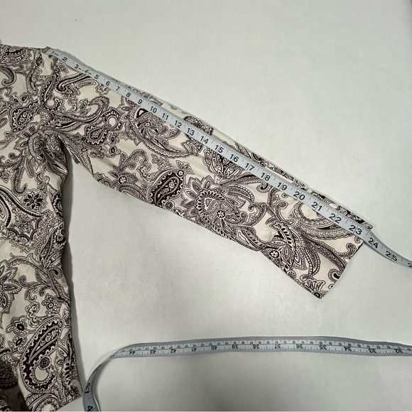 Jones New York Dark Brown and White Paisley Women’s Shirt with Striped Cuffs - Picture 10 of 11